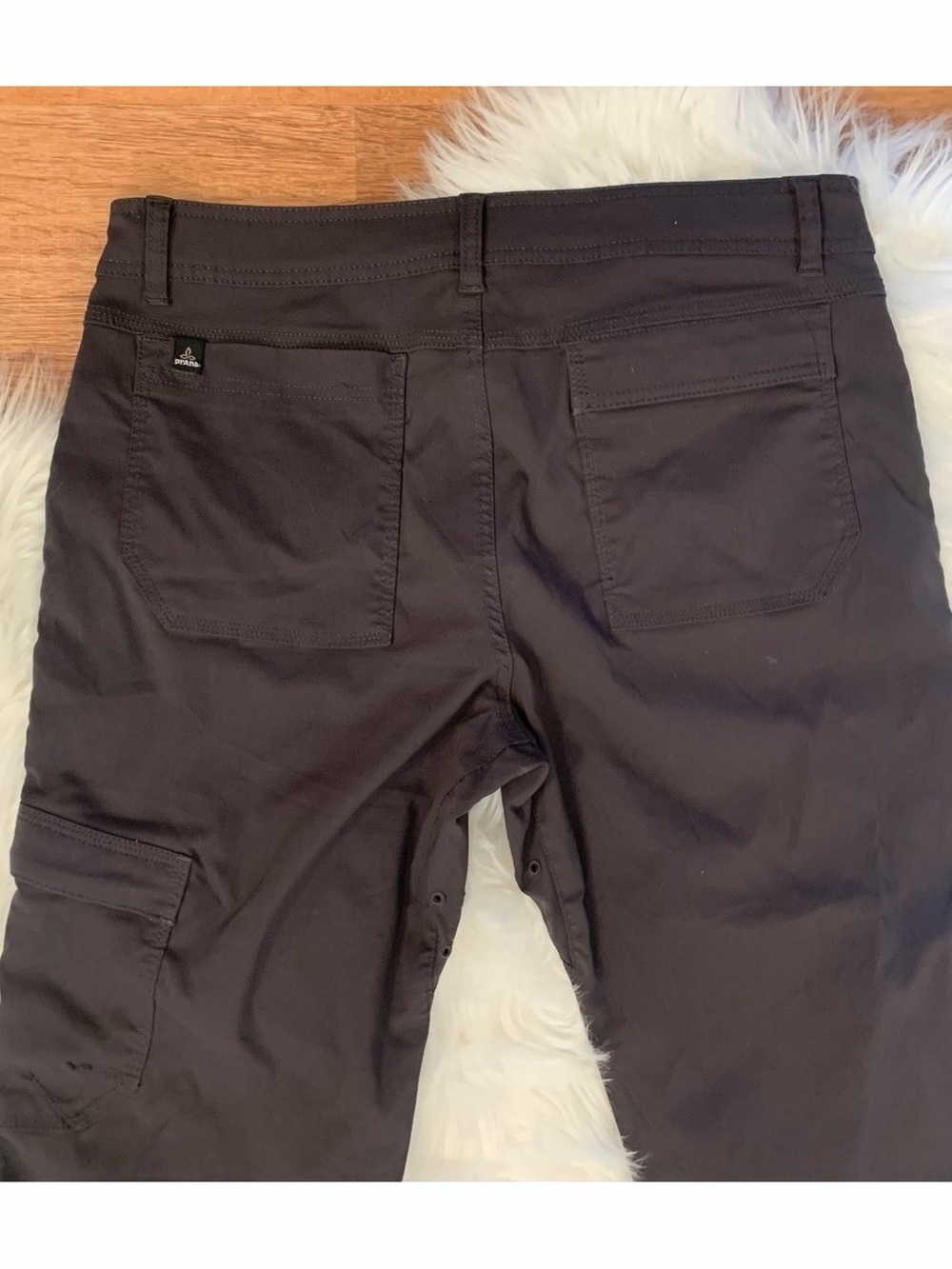 PrAna ORIGINAL Stretch Zion Pant Snap Roll Up Med x 32 1/2” Charcoal Gray Hiking - Picture 11 of 16
